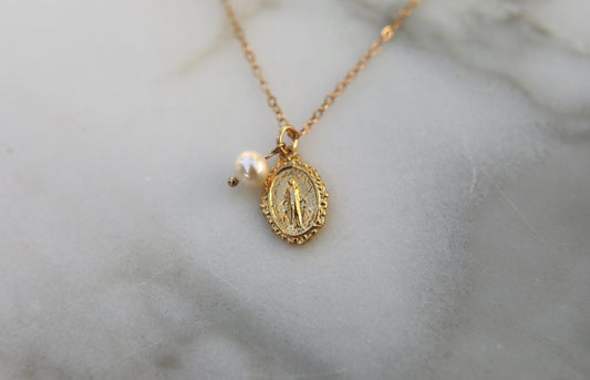 Intricate Miraculous Medal Necklace with Pearl