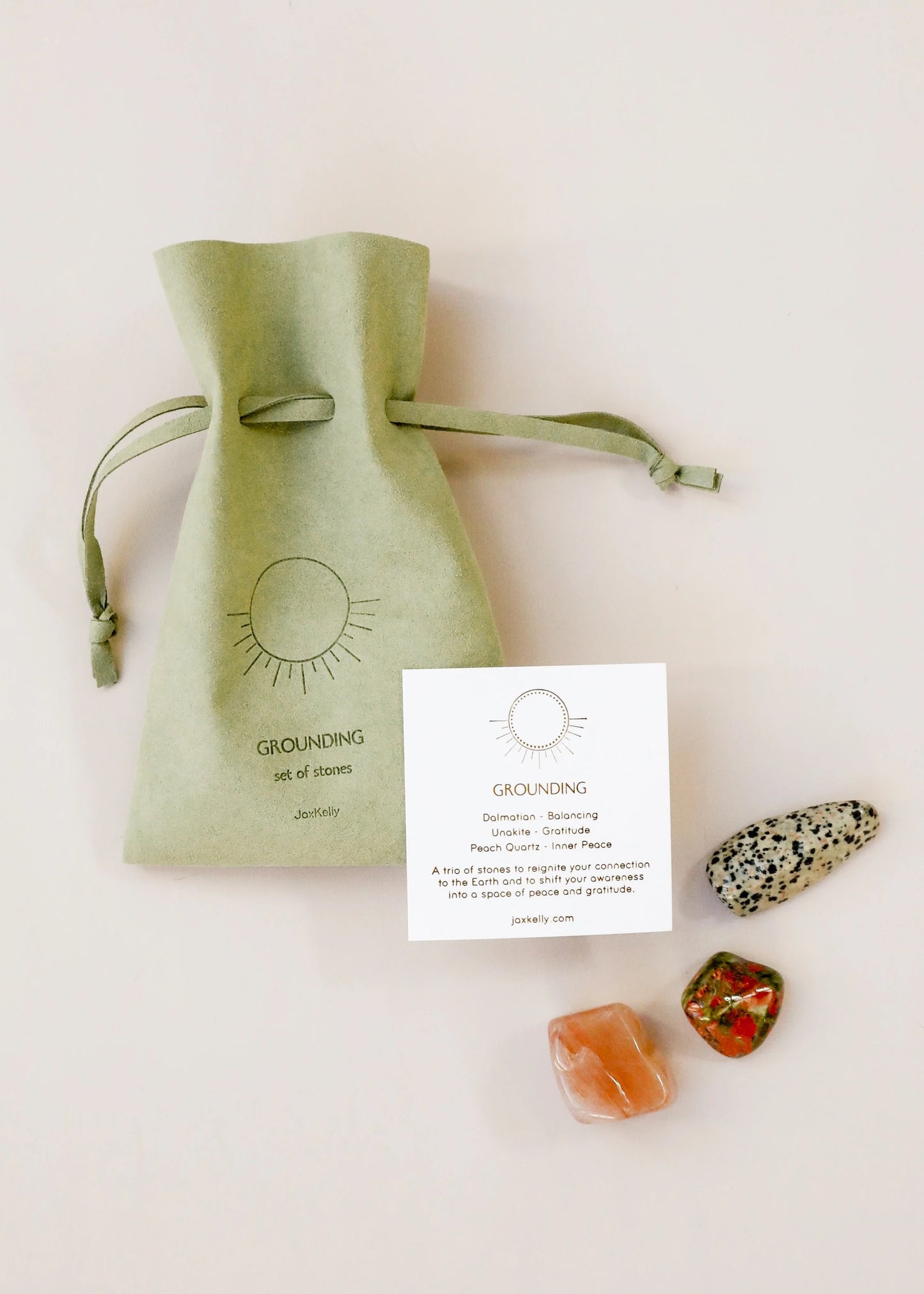 Grounding Crystal Kit with drawstring bag