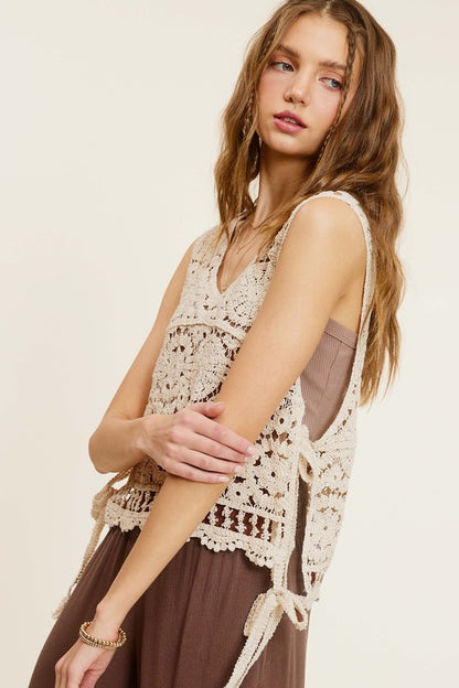 Self Side Tie Detailed Crochet Vest Top