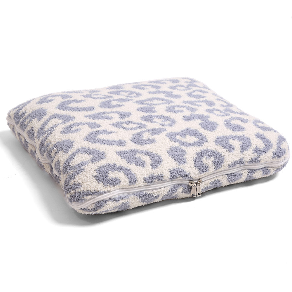 2-in-1 Leopard Blanket / Pillow