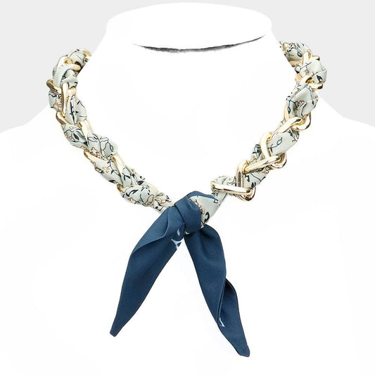 Link Flower Patterned Fabric Necklace – Adjustable 18" Oval Chain